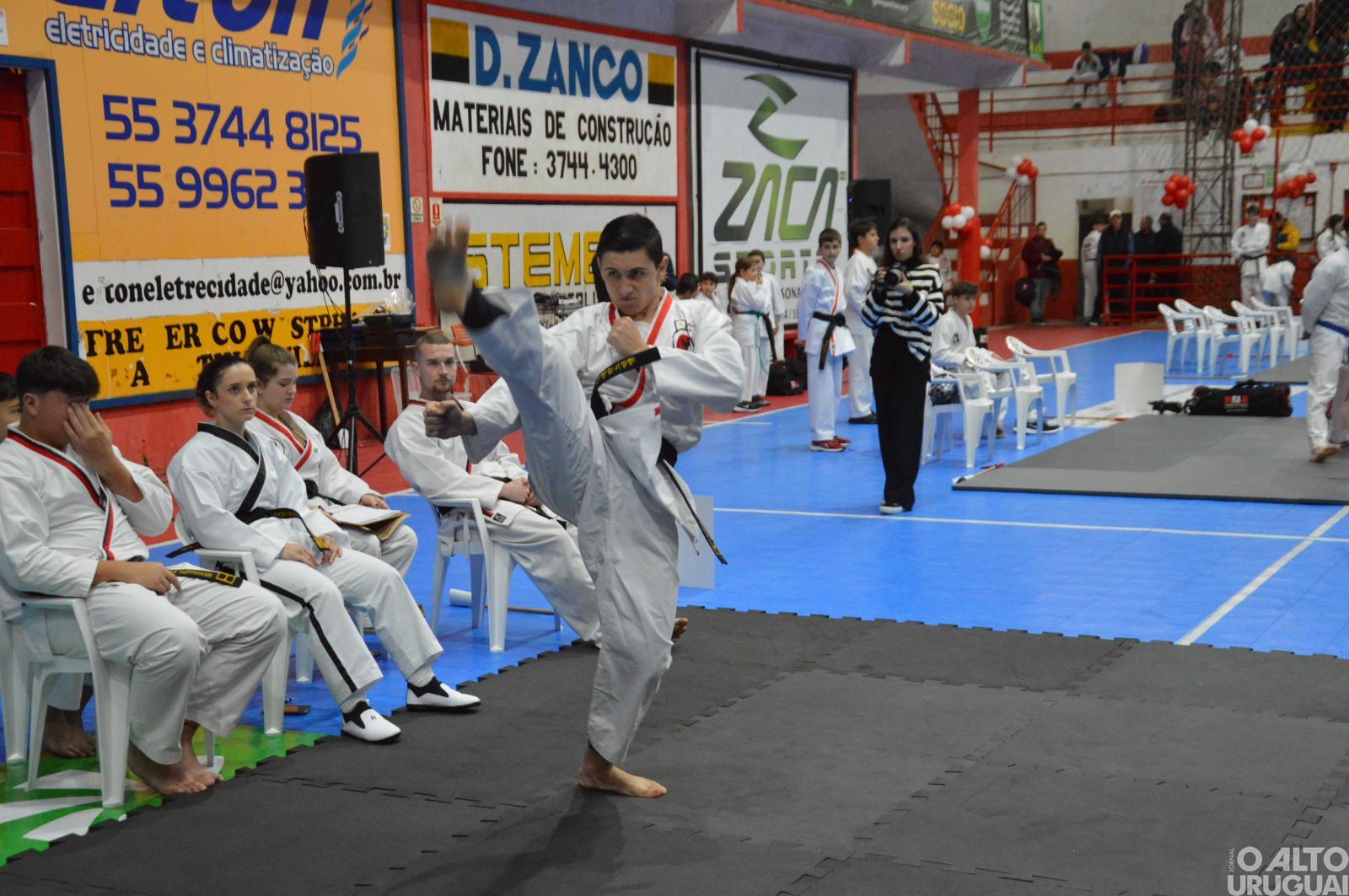 Torneio Estadual de Taekwondo reúne 300 atletas em FW