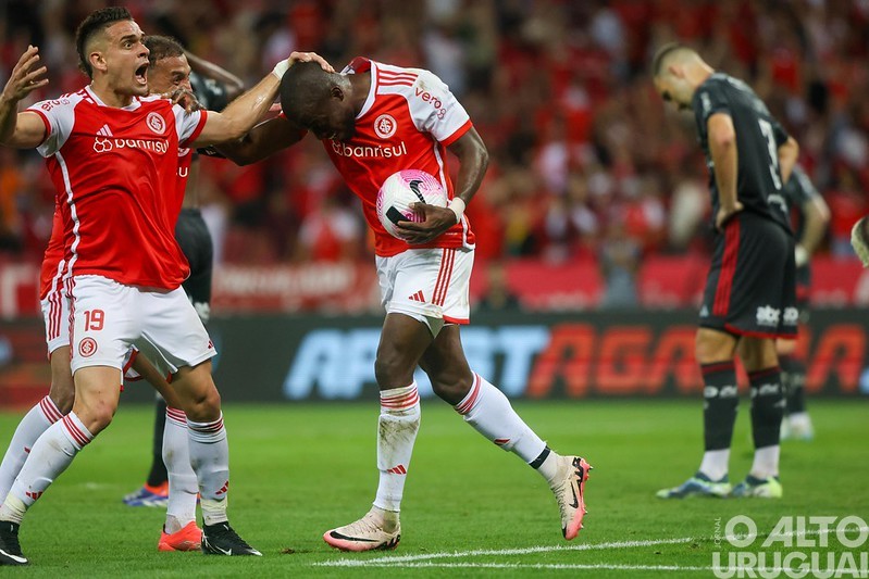 Internacional enfrenta o Criciúma nesta terça-feira