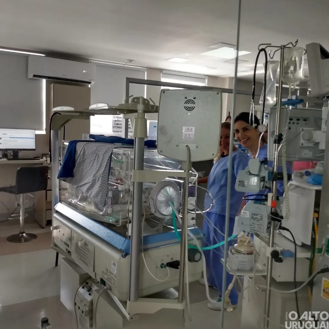 AUNP realiza visita na sede da UFSM e no HUSM