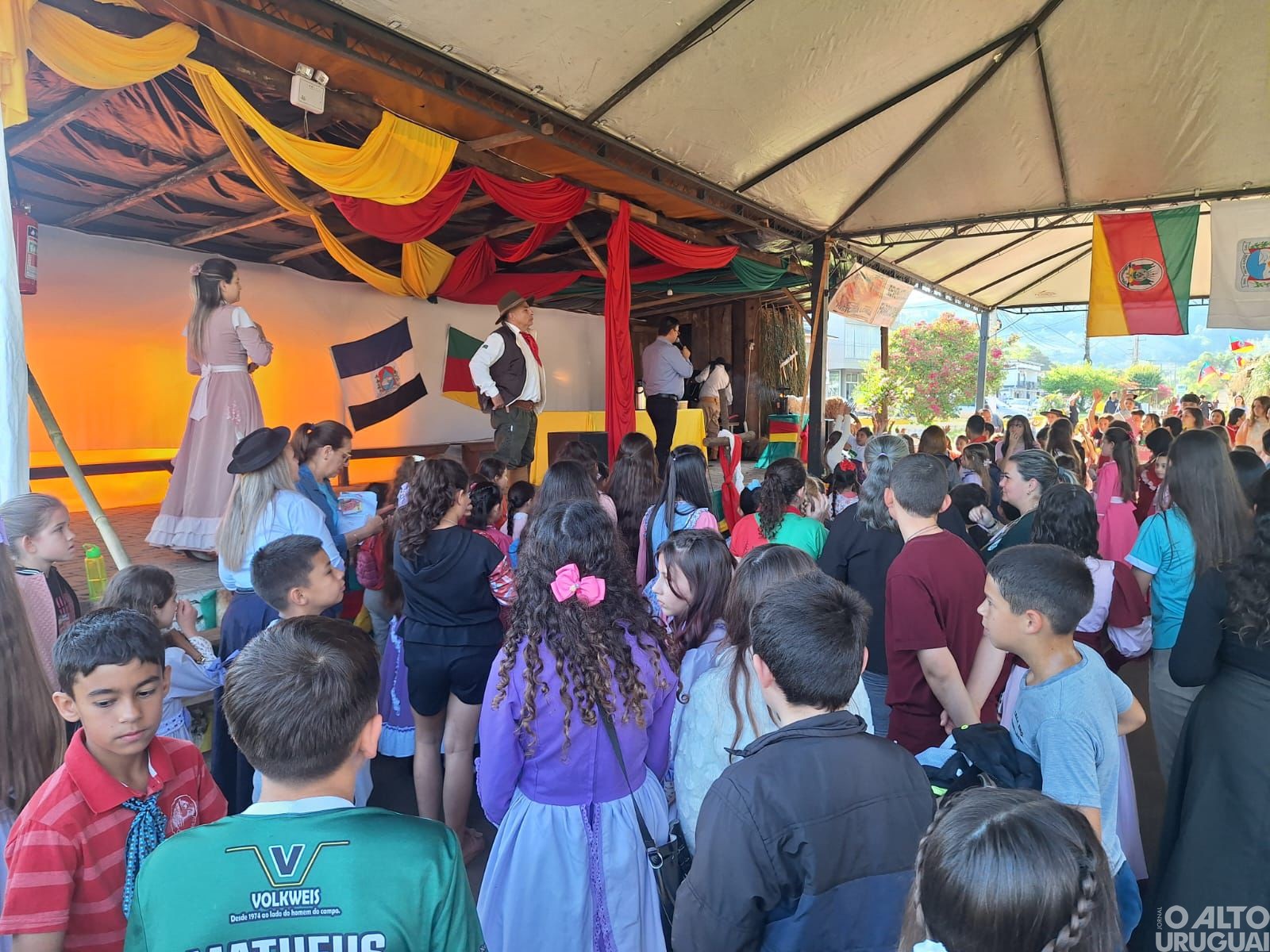 Vicente Dutra: Escola Cívico-Militar realiza Hora Cívica Cultural Farroupilha