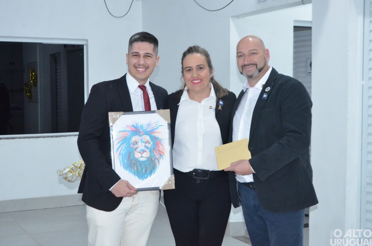 Lions Clube de FW dá posse a sua nova diretoria