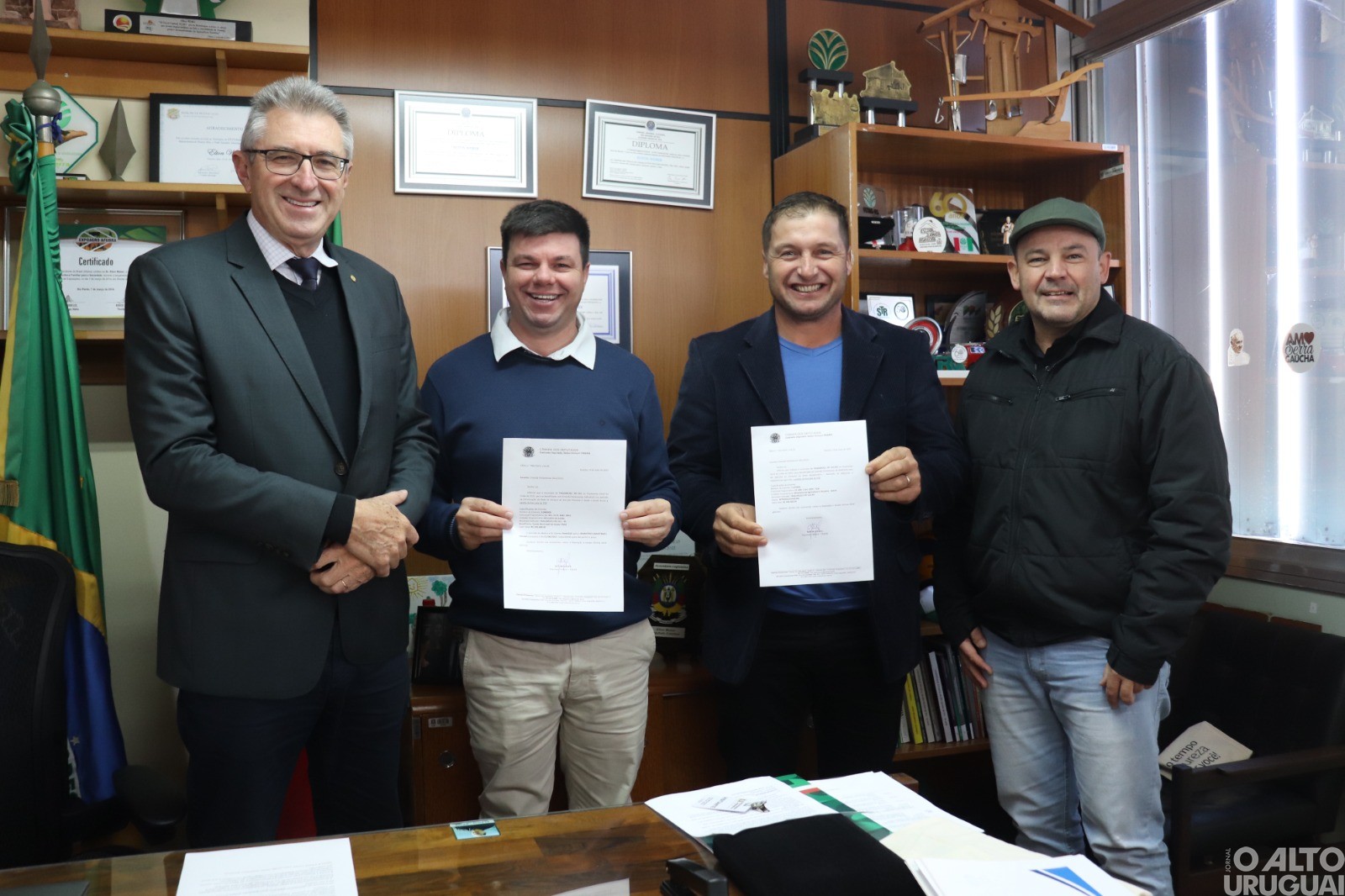 Lideranças de Taquaruçu do Sul garantem recursos em viagem à capital gaúcha