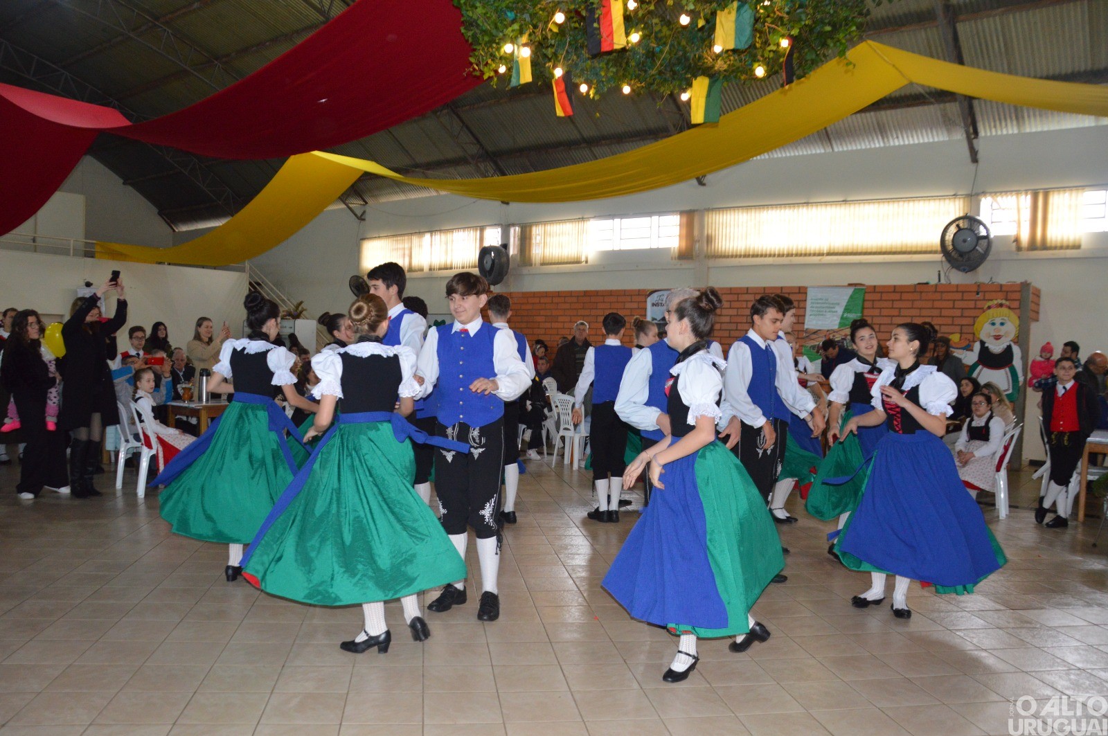 Mais de 500 pessoas participam da 33ª Julifest