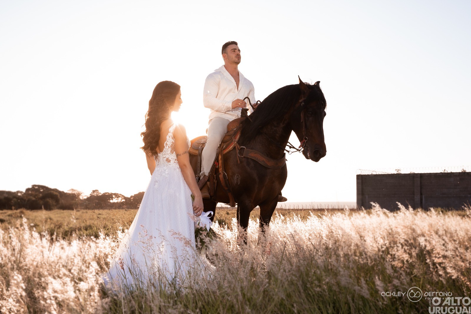 Frederiquense e cantor sertanejo casam-se nesta quinta-feira em festa luxuosa