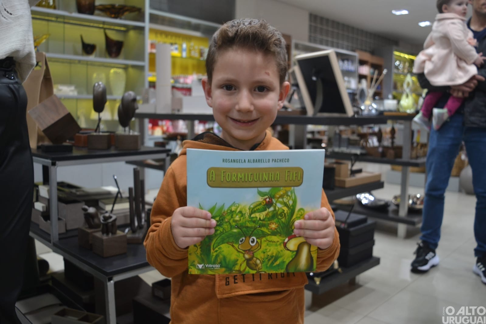 Frederiquense lança livro infantil