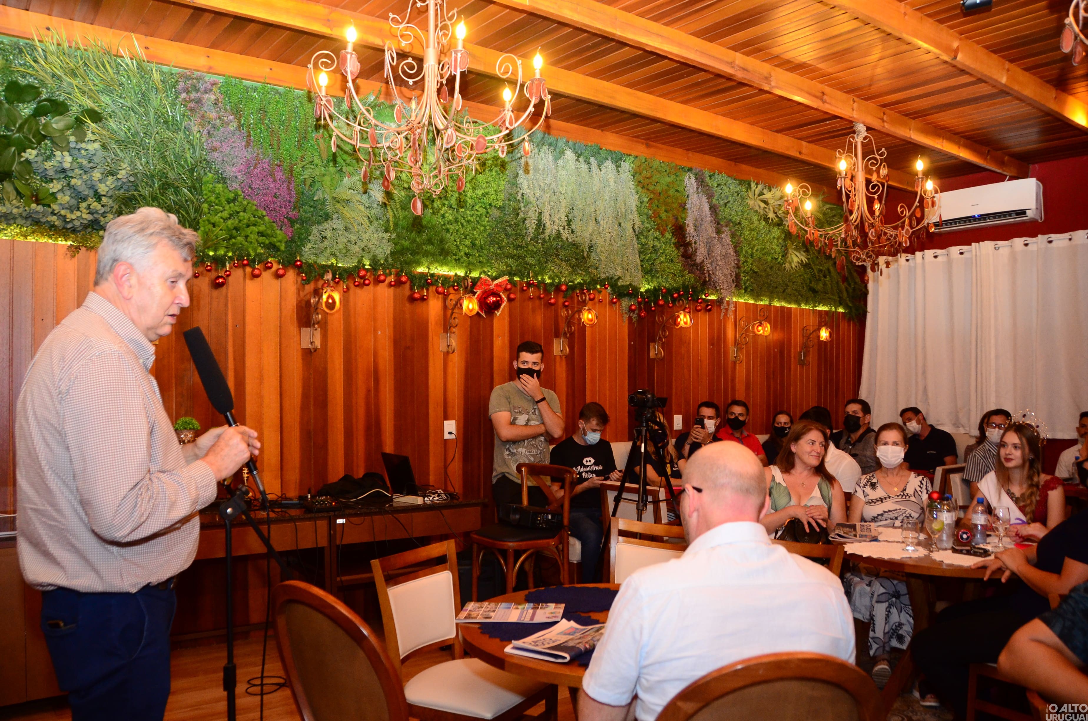 Pedra Café sedia evento com senador da República em Ametista do Sul