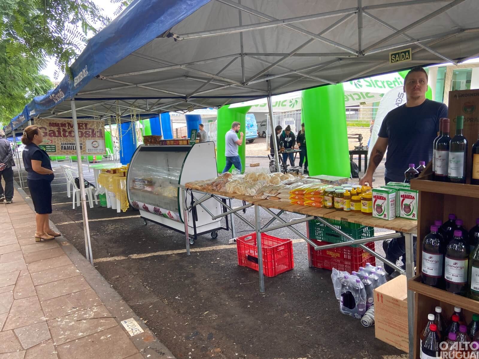 Feirão Regional de Sustentabilidade é realizado em FW