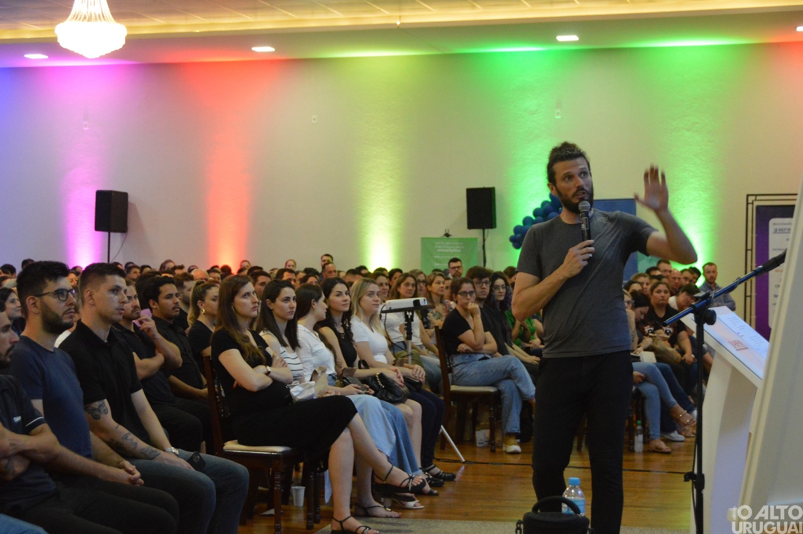 Novo Jeito Frederico de Atender reúne mais de 600 pessoas em FW