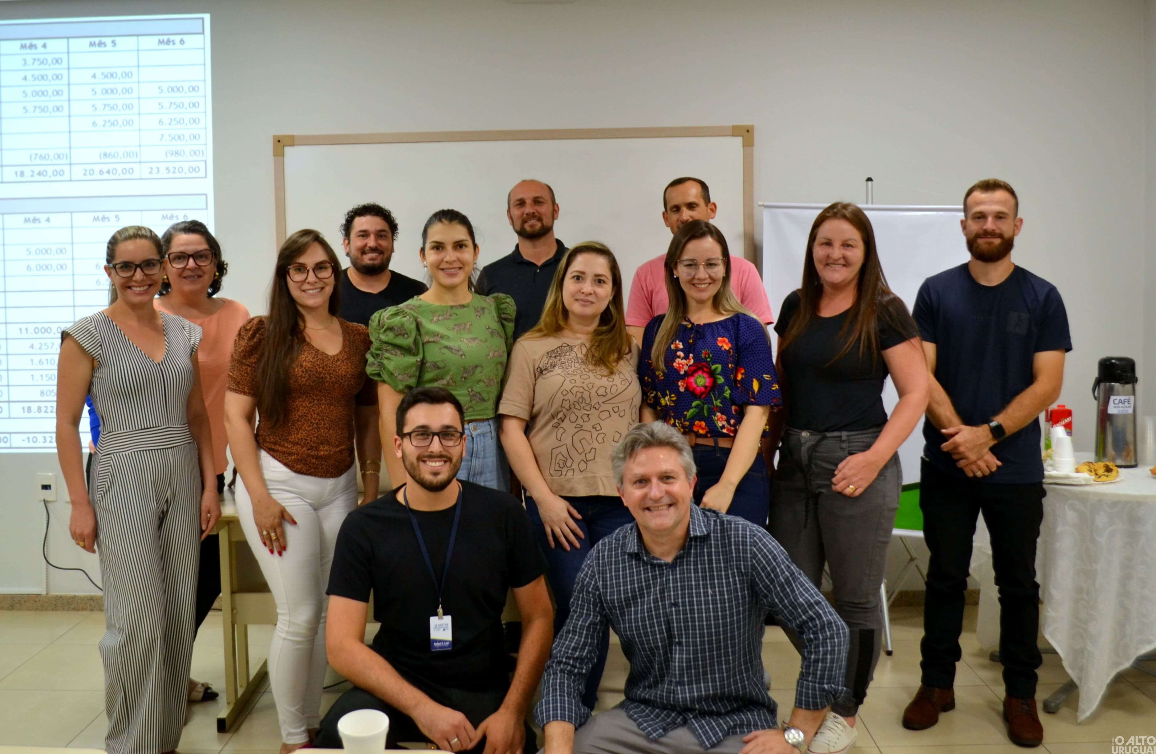 AEFW realiza curso com foco em Gestão Financeira