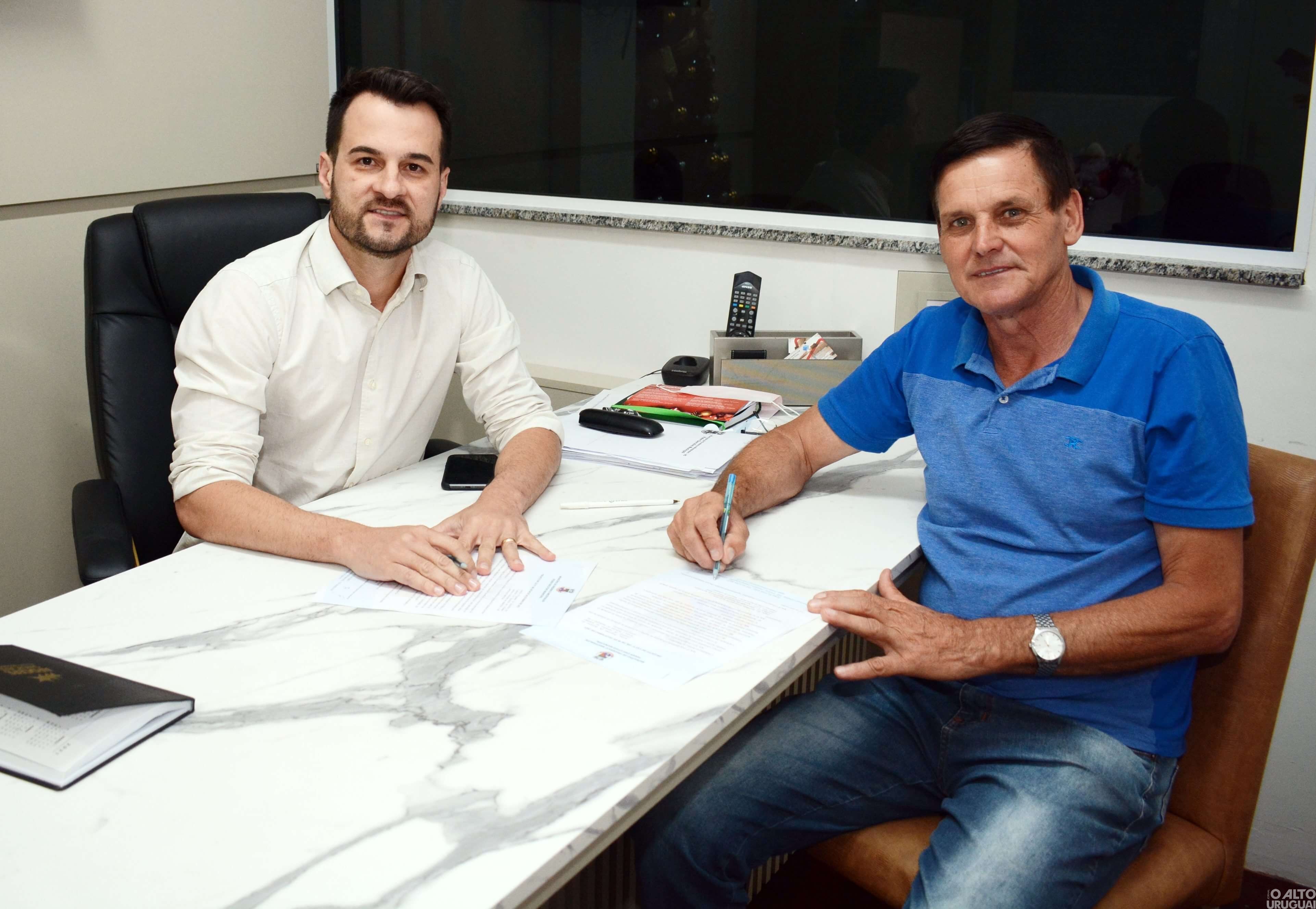 Projeto que incentiva imunização de rebanhos é assinado em FW