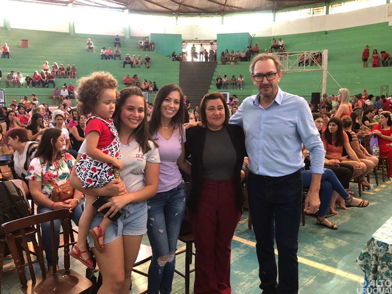 Encontro do Dia Internacional da Mulher é realizado em Iraí