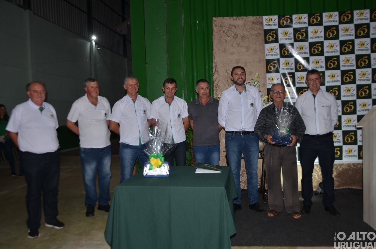 Cotrifred celebra nova unidade de recebimento de grãos em Iraí