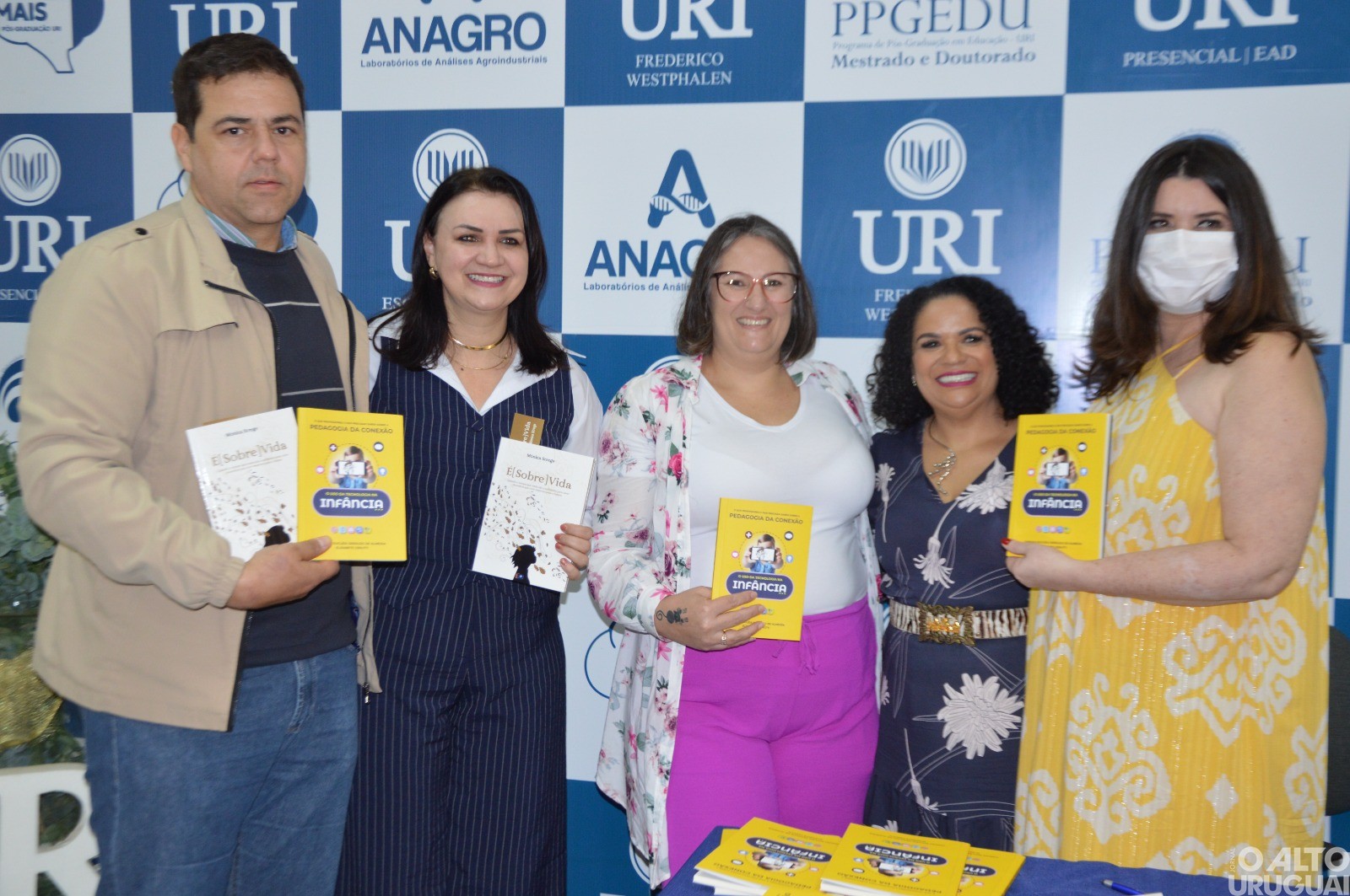 Dois livros são lançados na URI/FW