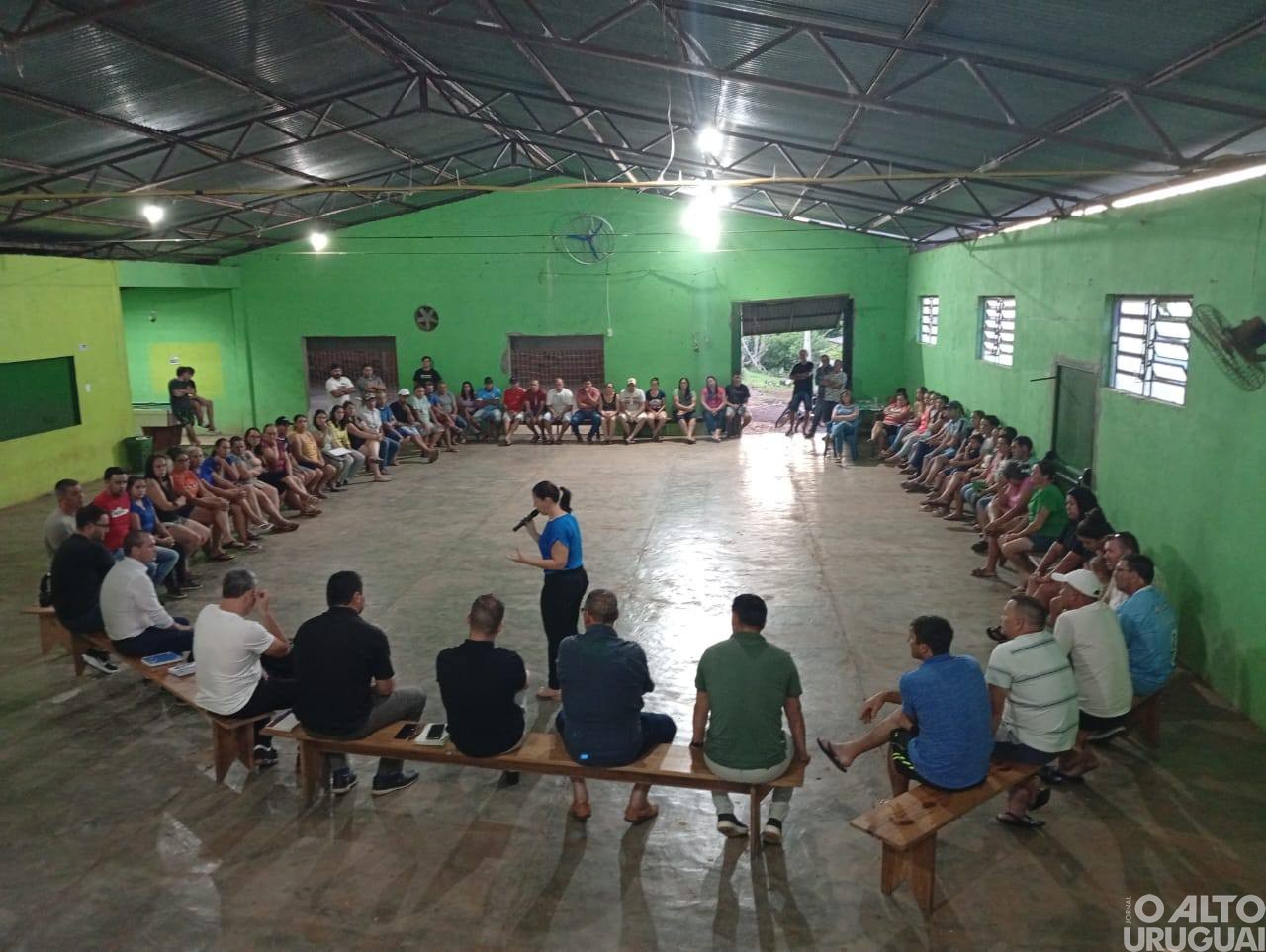 Ametista do Sul promove encontro com comunidades para discutir ações de gestão
