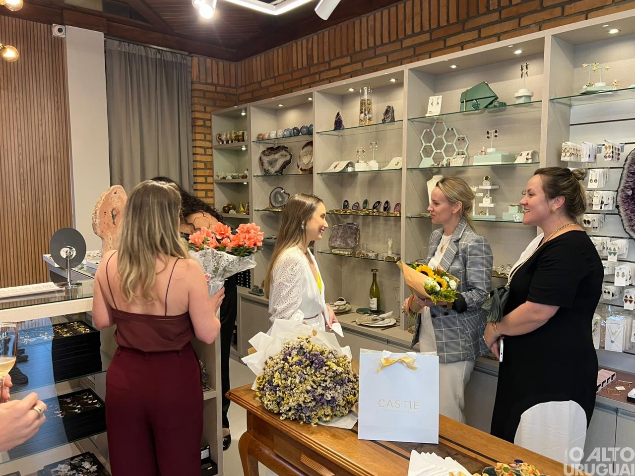 Castie Pedras Naturais é inaugurada em FW