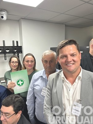 Prefeito de Seberi participa de apresentação de projetos à bancada gaúcha