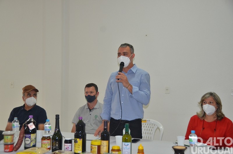 Produção e consumo de alimentos saudáveis são debatidos em FW