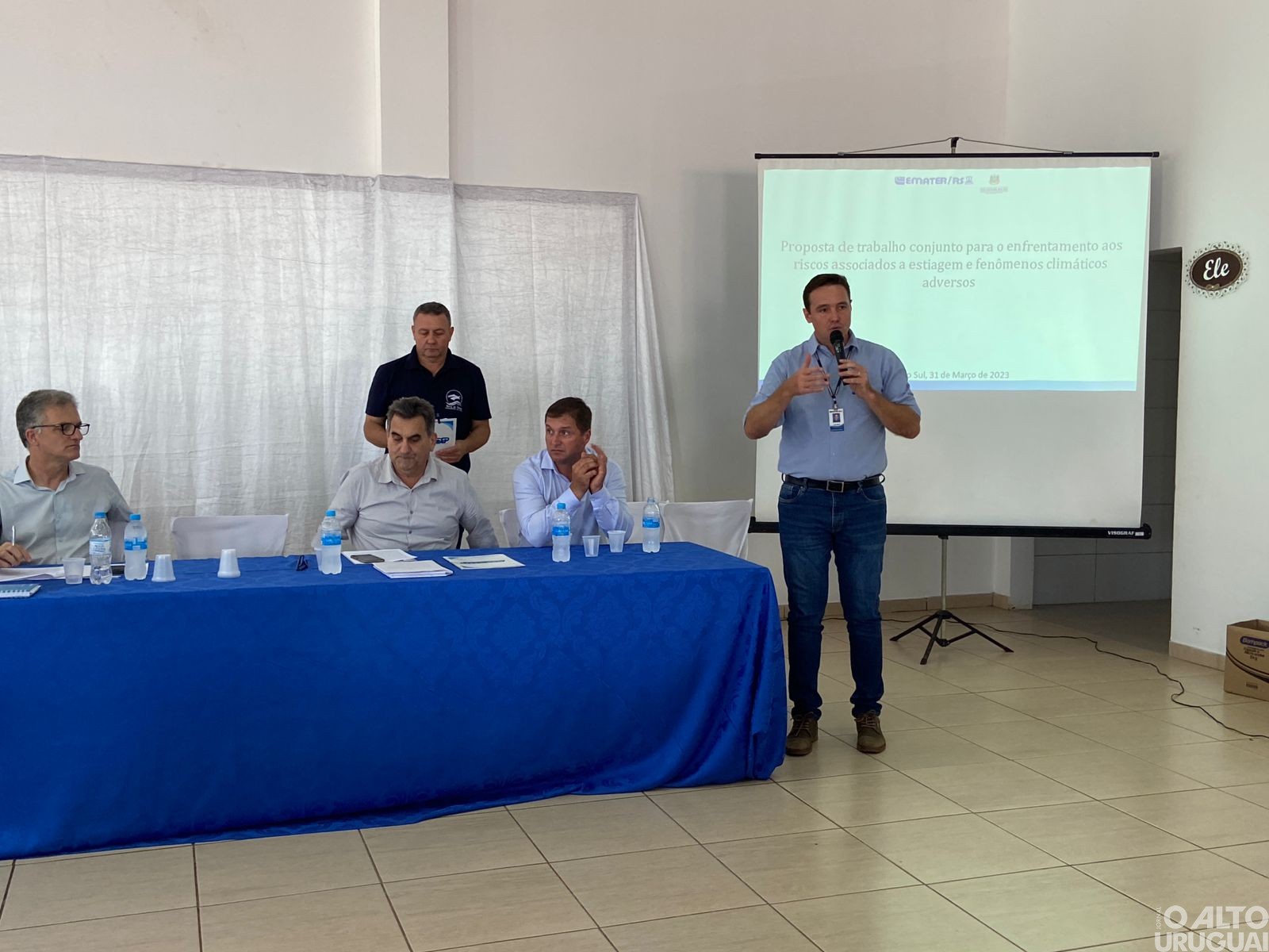 Reunião da Amzop é realizada durante Feira do Peixe de Taquaruçu do Sul