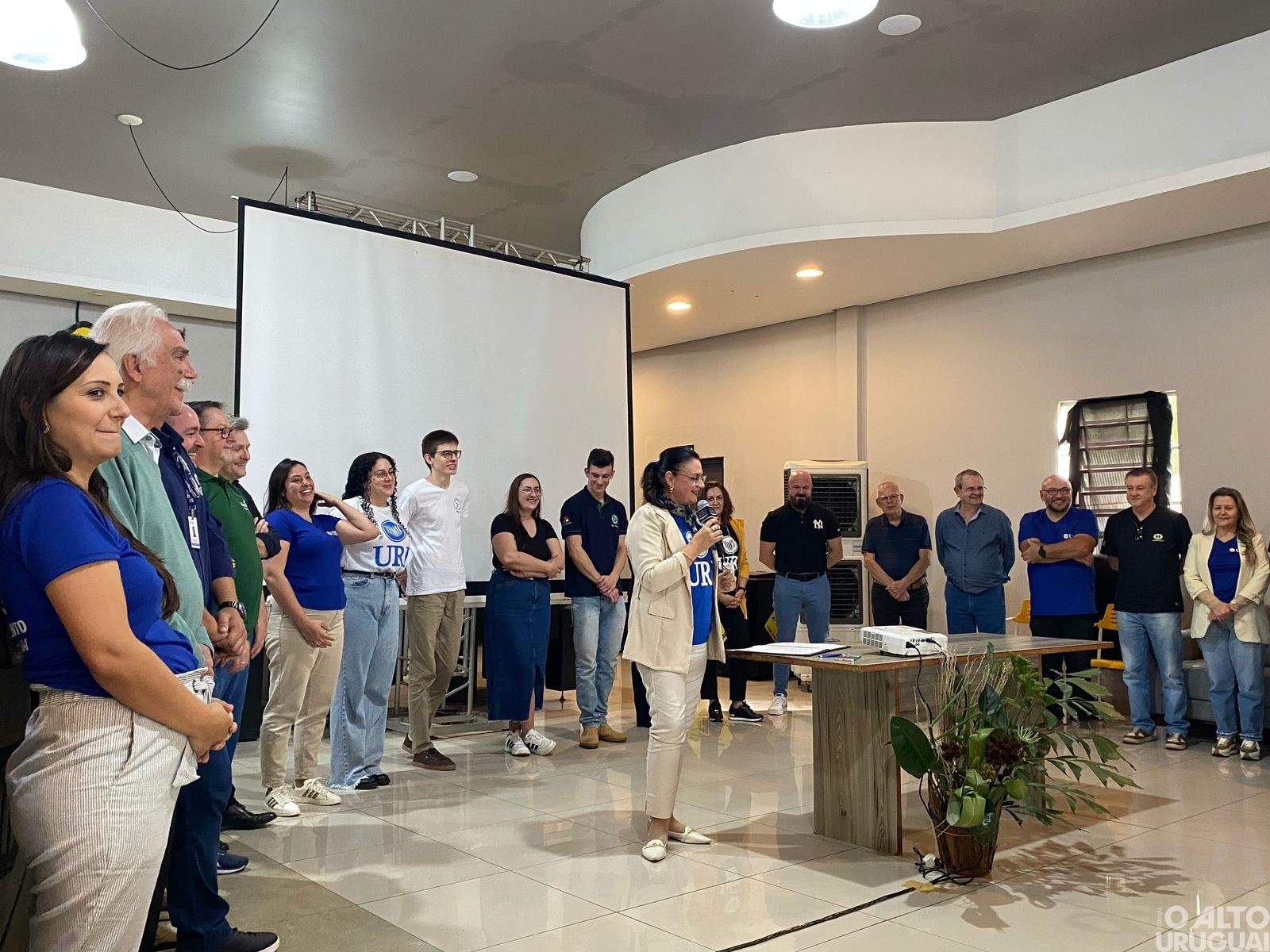 URI/FW lança o calendário comemorativo dos 33 anos da instituição