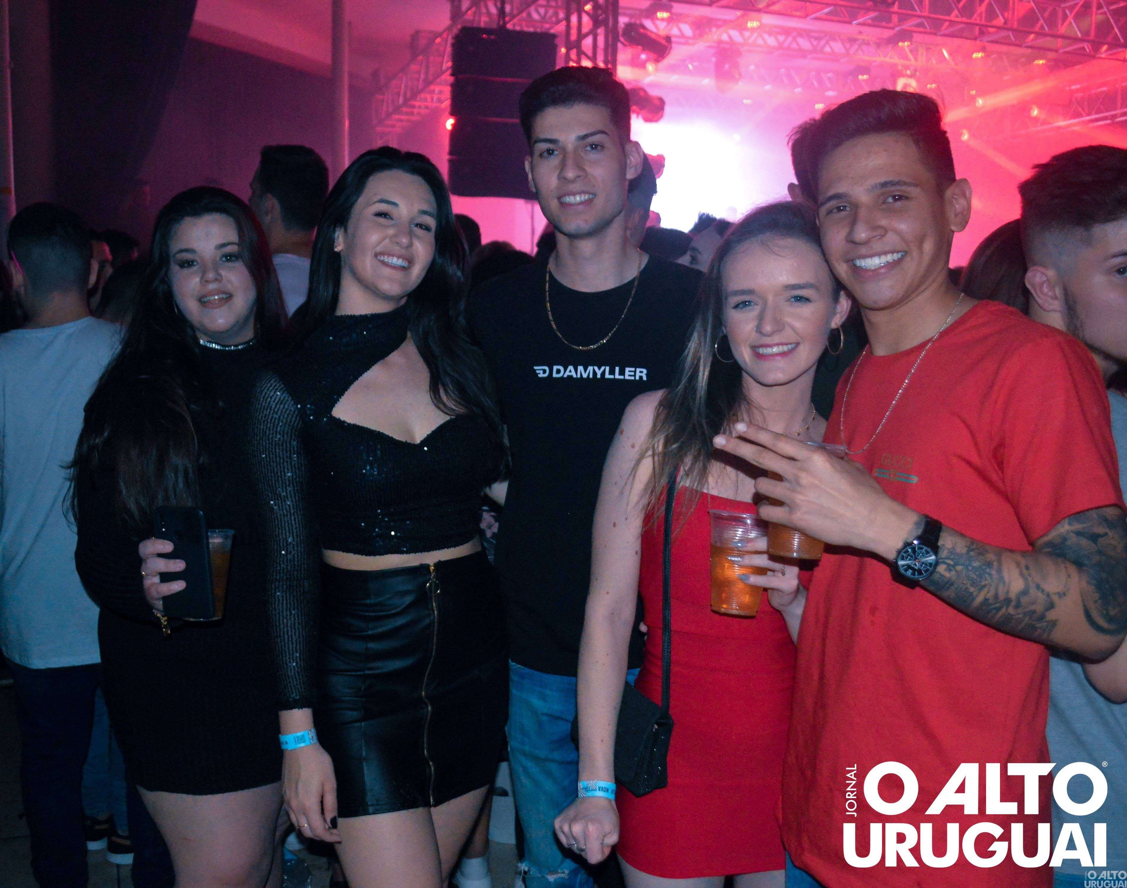 Show com Livinho reúne grande público em FW