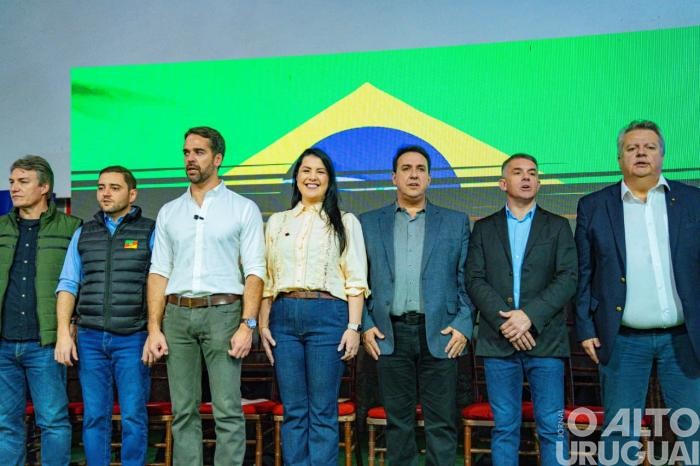 Famurs reúne prefeitos em assembleia na Expointer