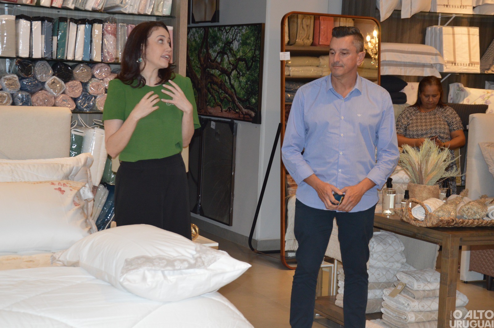 Móveis Lober inaugura novo espaço cama e banho com marcas renomadas