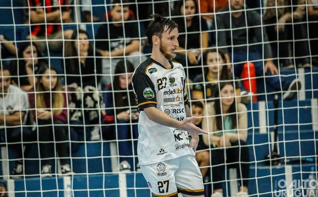 Rodeio Futsal confirma contratação do ala Maki