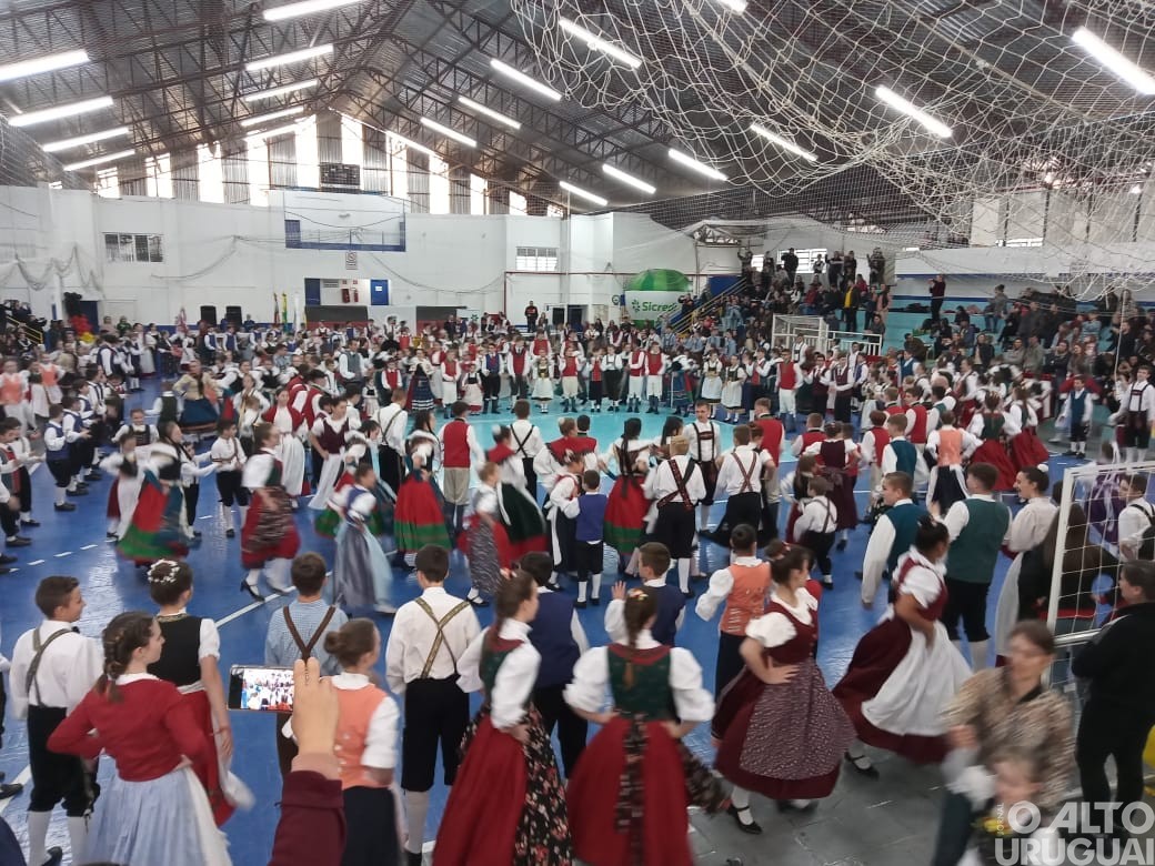 Centro Cultural 25 de Julho participa da 23ª Kinderfest em Não-Me-Toque