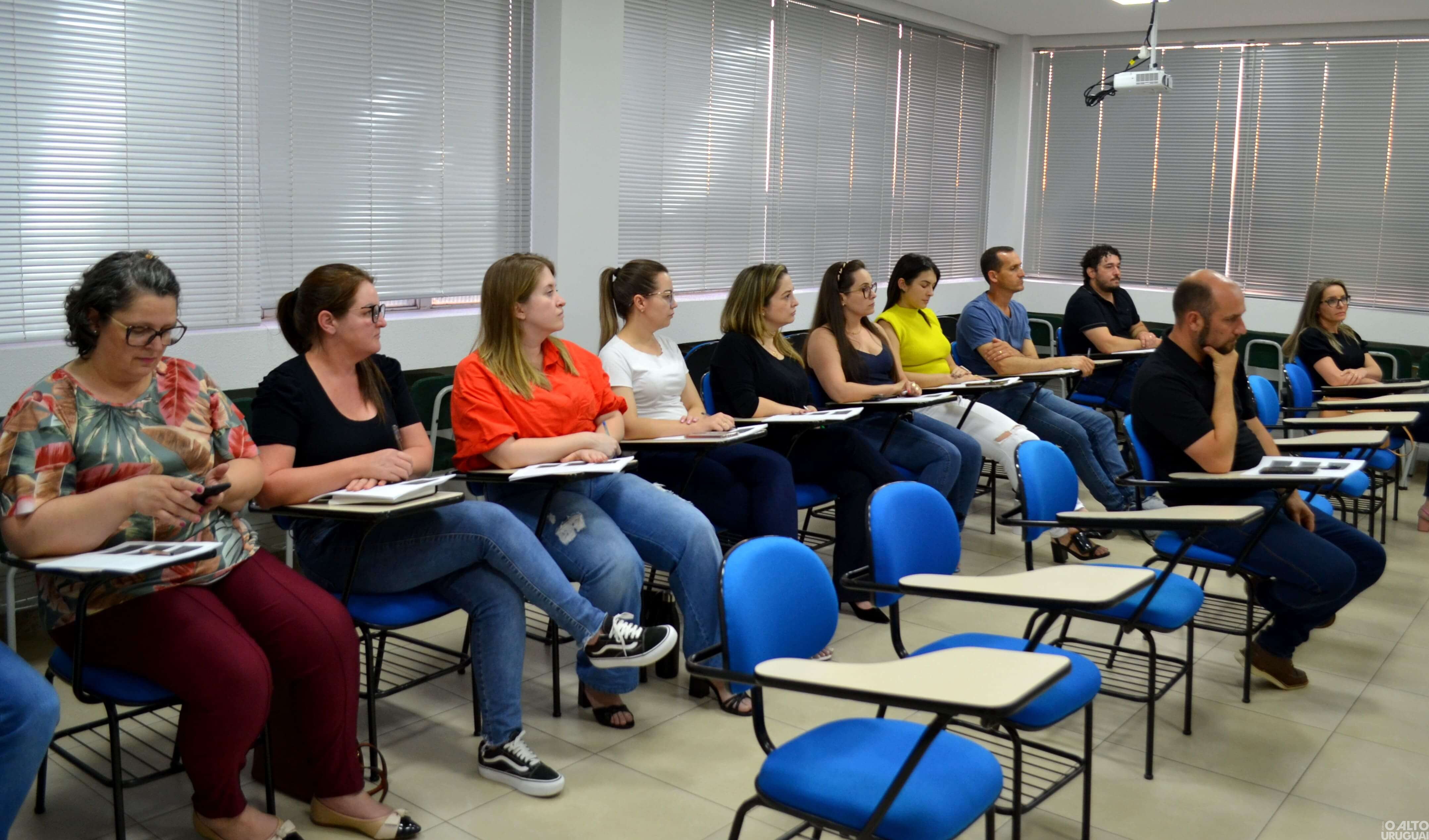 AEFW realiza curso com foco em Gestão Financeira