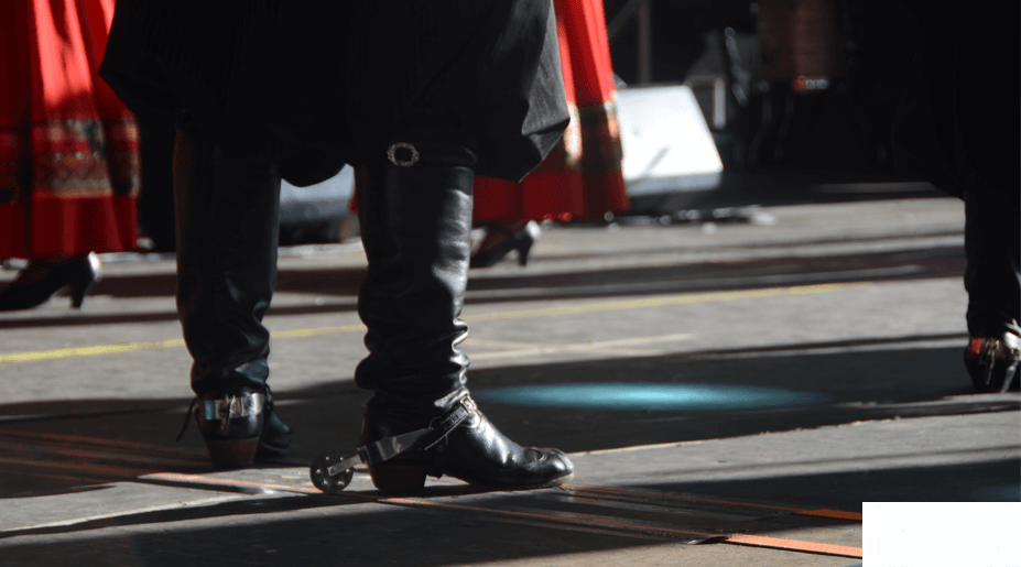 Grupo Os Gaudérios anima Expofred Cultural