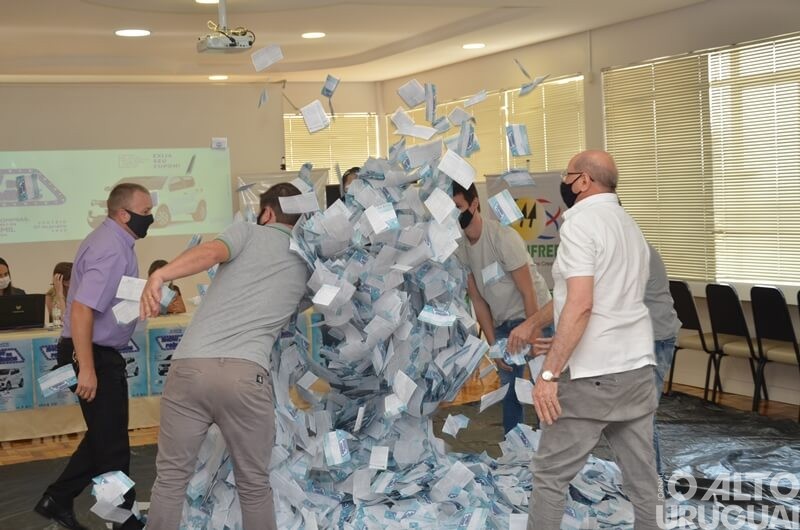 Campanha Show de Prêmios: consumidor de FW é o ganhador do carro zero-quilômetro