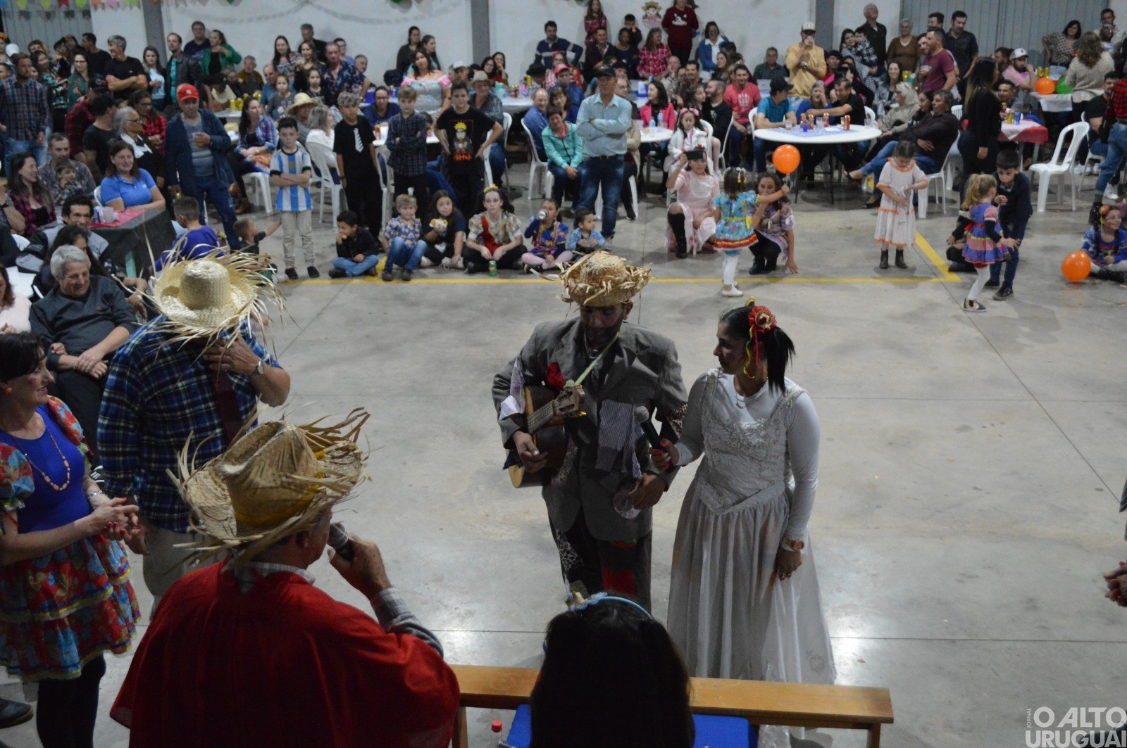 Comunidade da linha São Luís realiza Arraiá Junino
