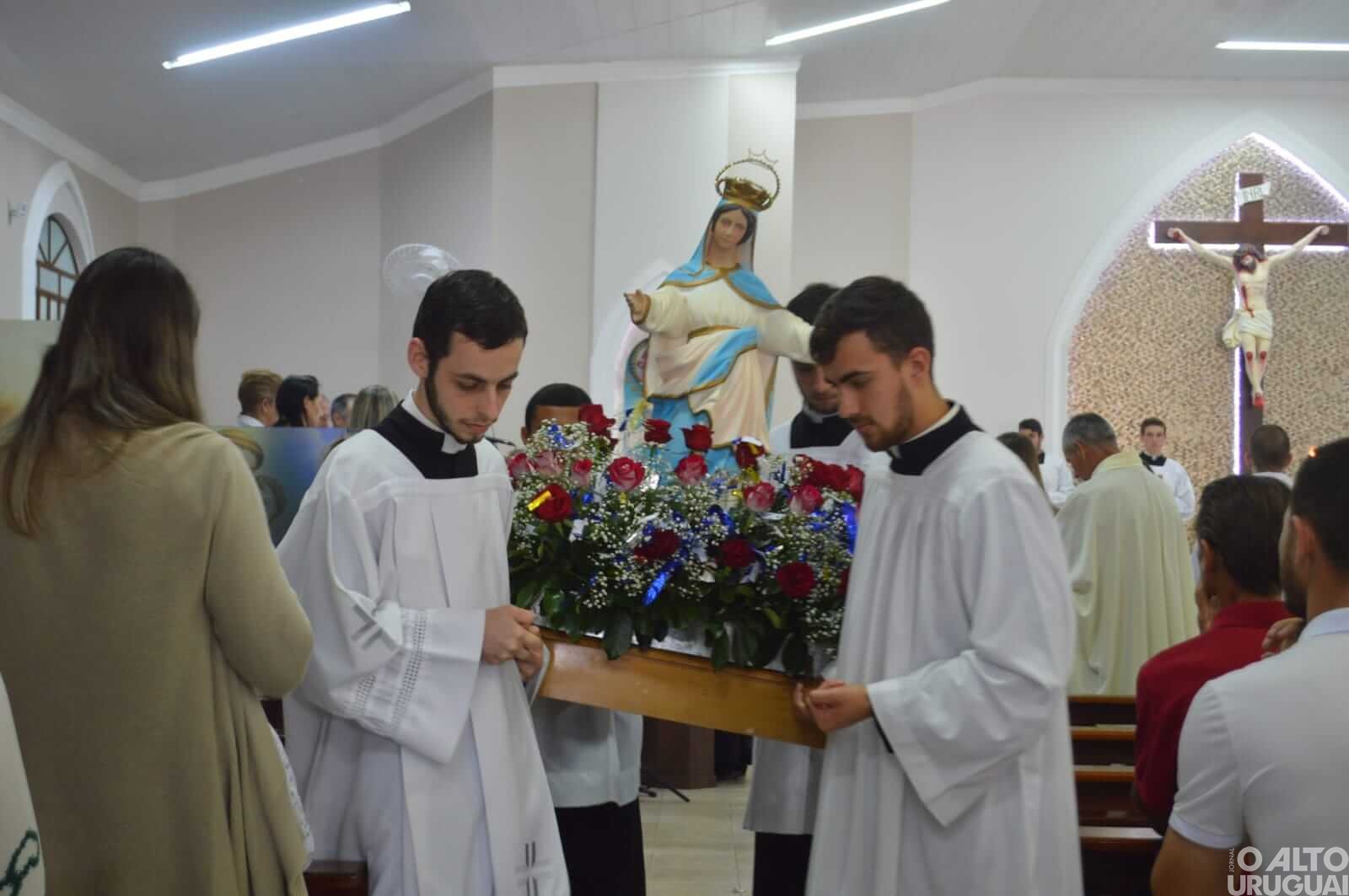 FW: bairro Jardim Primavera homenageia sua padroeira