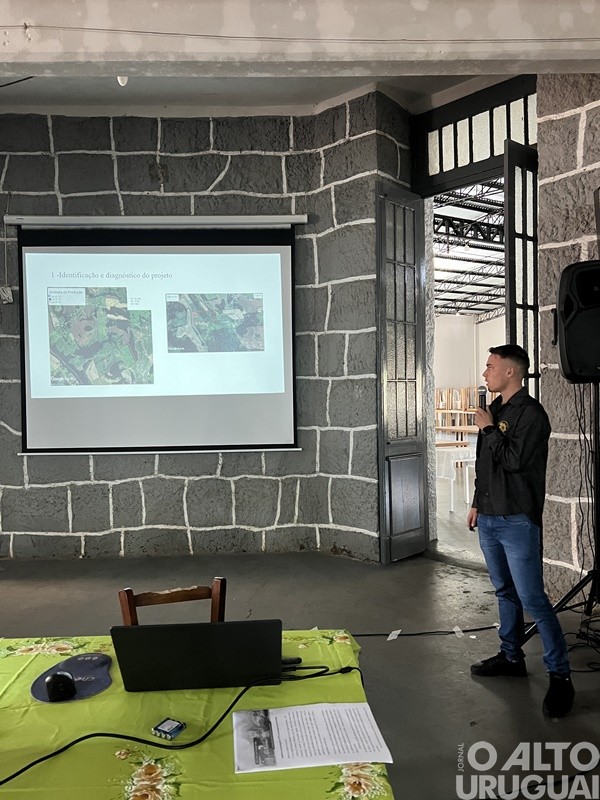 URI/FW realiza em Iraí Seminário de Projetos Profissionais e de Vida dos alunos