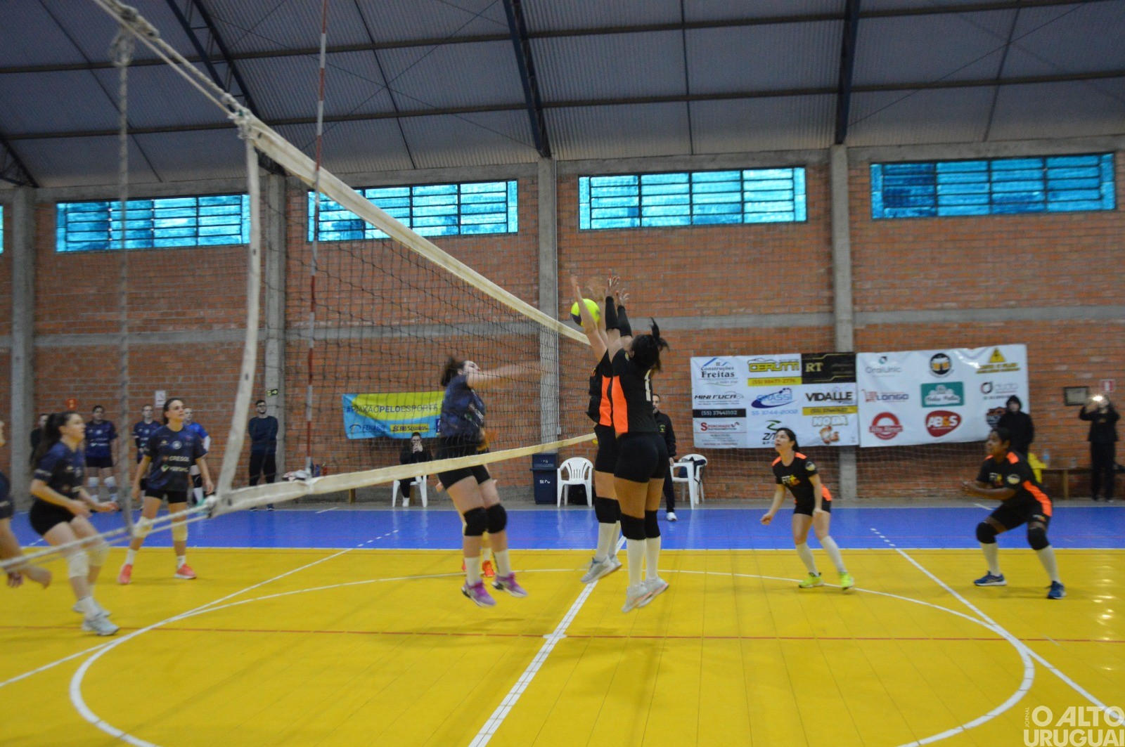 Copa Frederiquense de Vôlei é realizada na AABB-FW