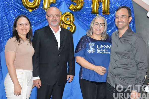 Campus UFSM/FW celebra 18 anos de história com homenagens e confraternização