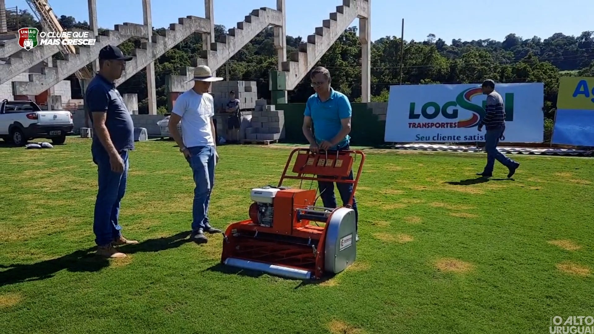 União Frederiquense promove melhorias no gramado da Arena