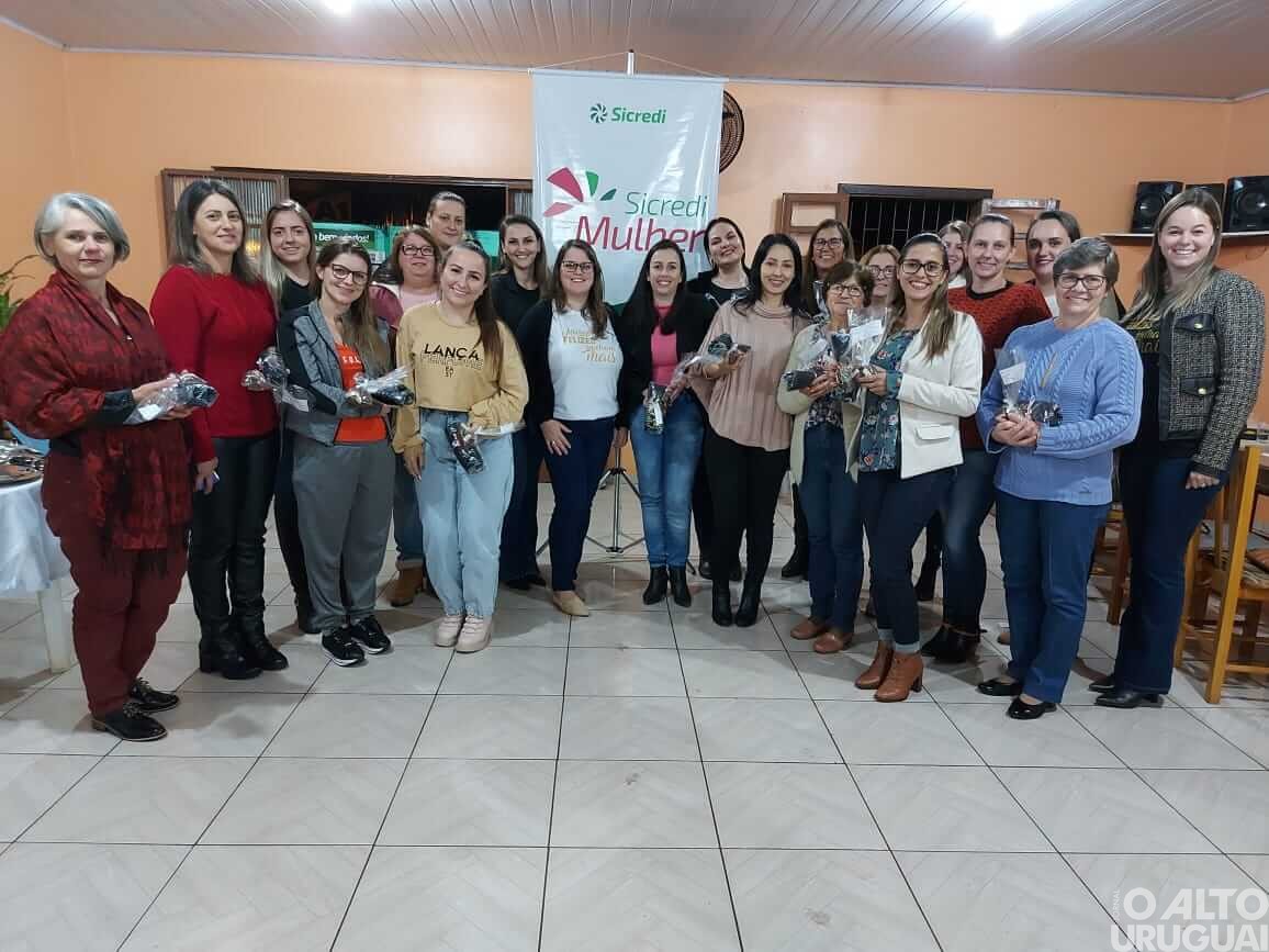 Líder Jovem e Sicredi Mulher iniciam novas turmas em 2022