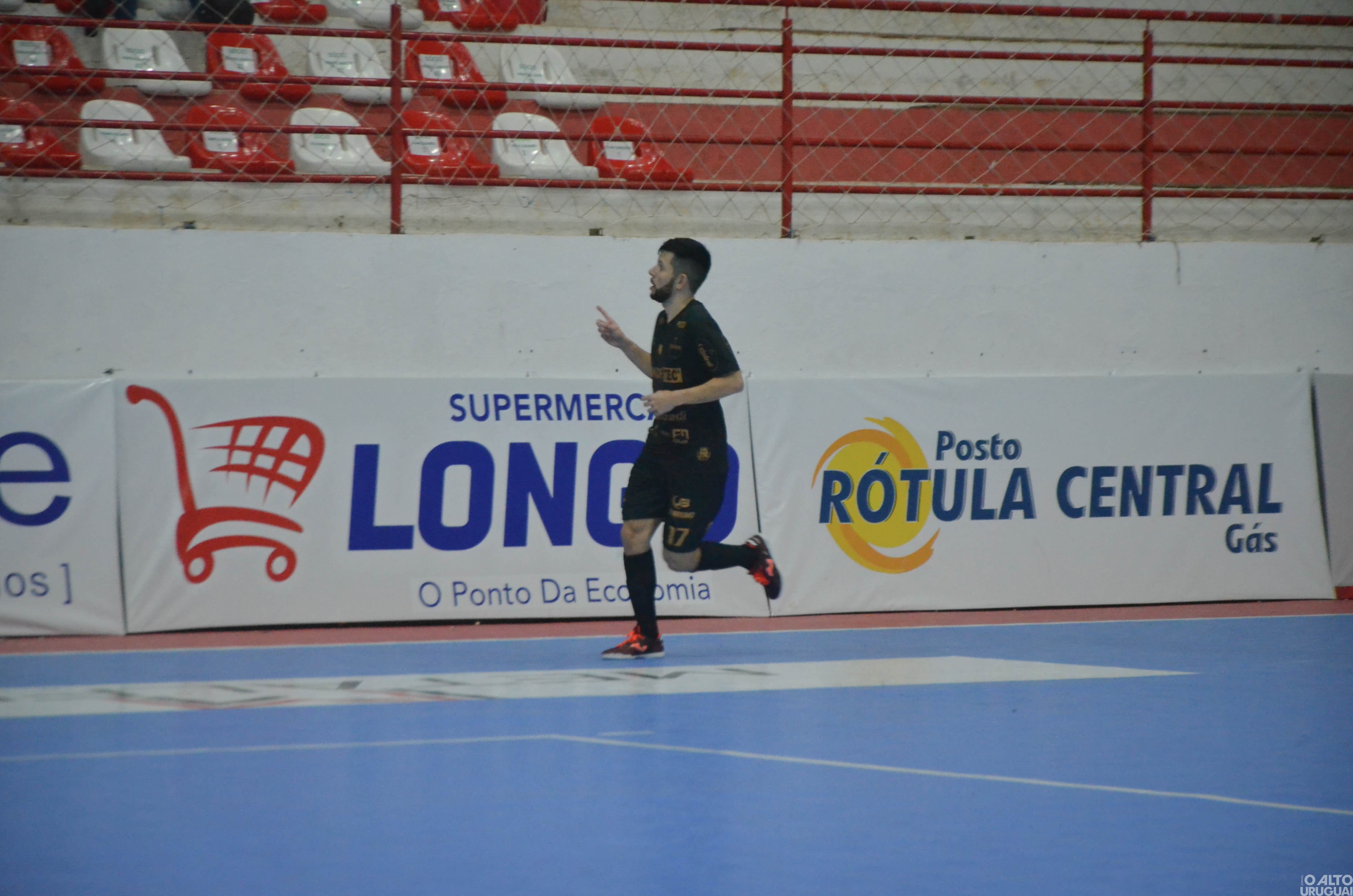 Guarani vira o jogo e estreia com vitória no Gauchão Série A