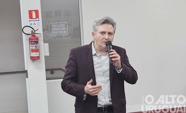 AEFW defende soluções para o estacionamento rotativo