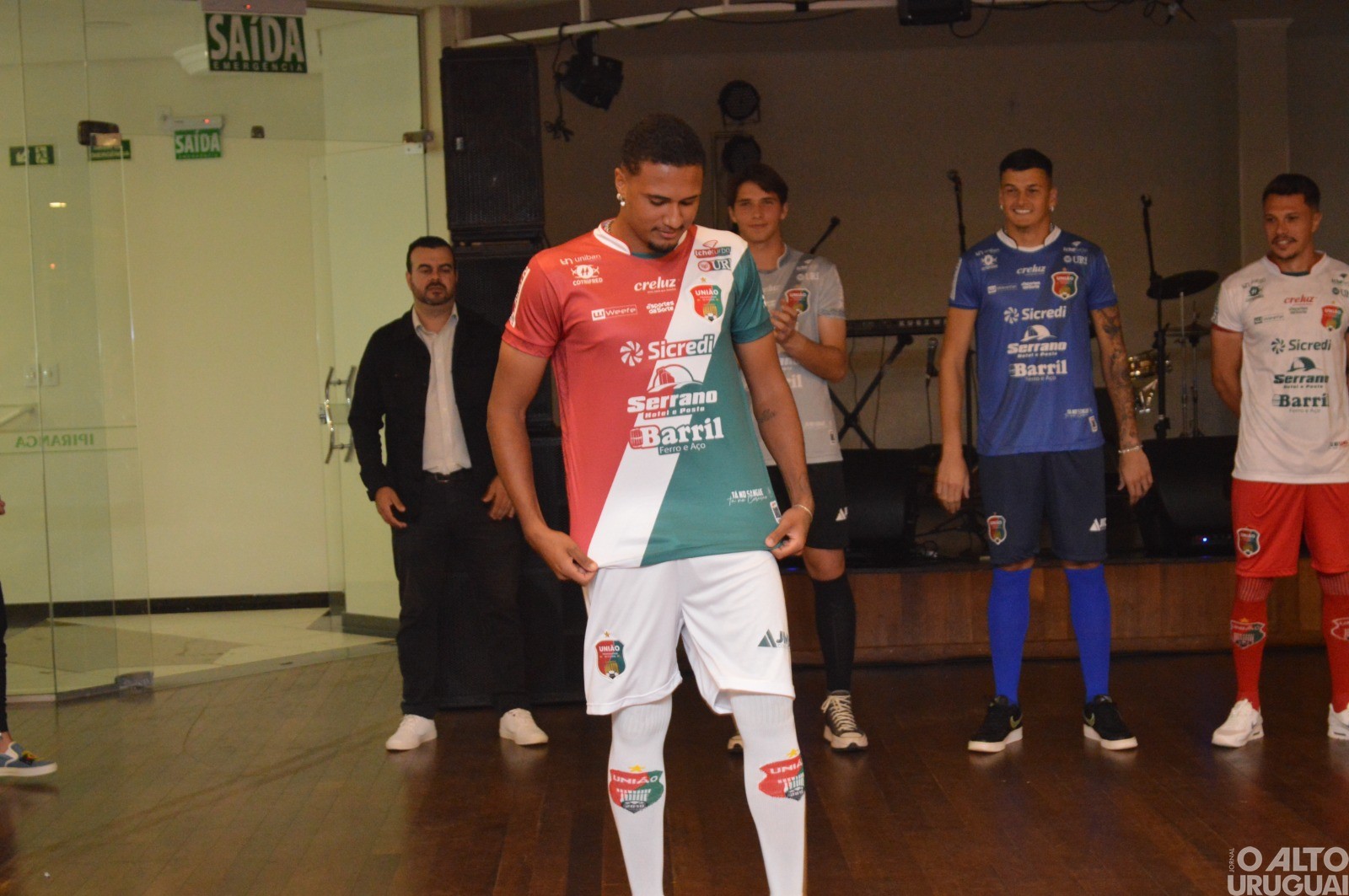 União Frederiquense apresenta novo uniforme e patrocinadores