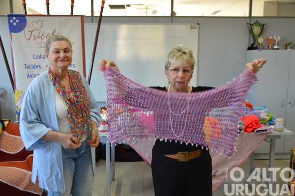 Tricolã promove workshop de tricô e crochê em FW