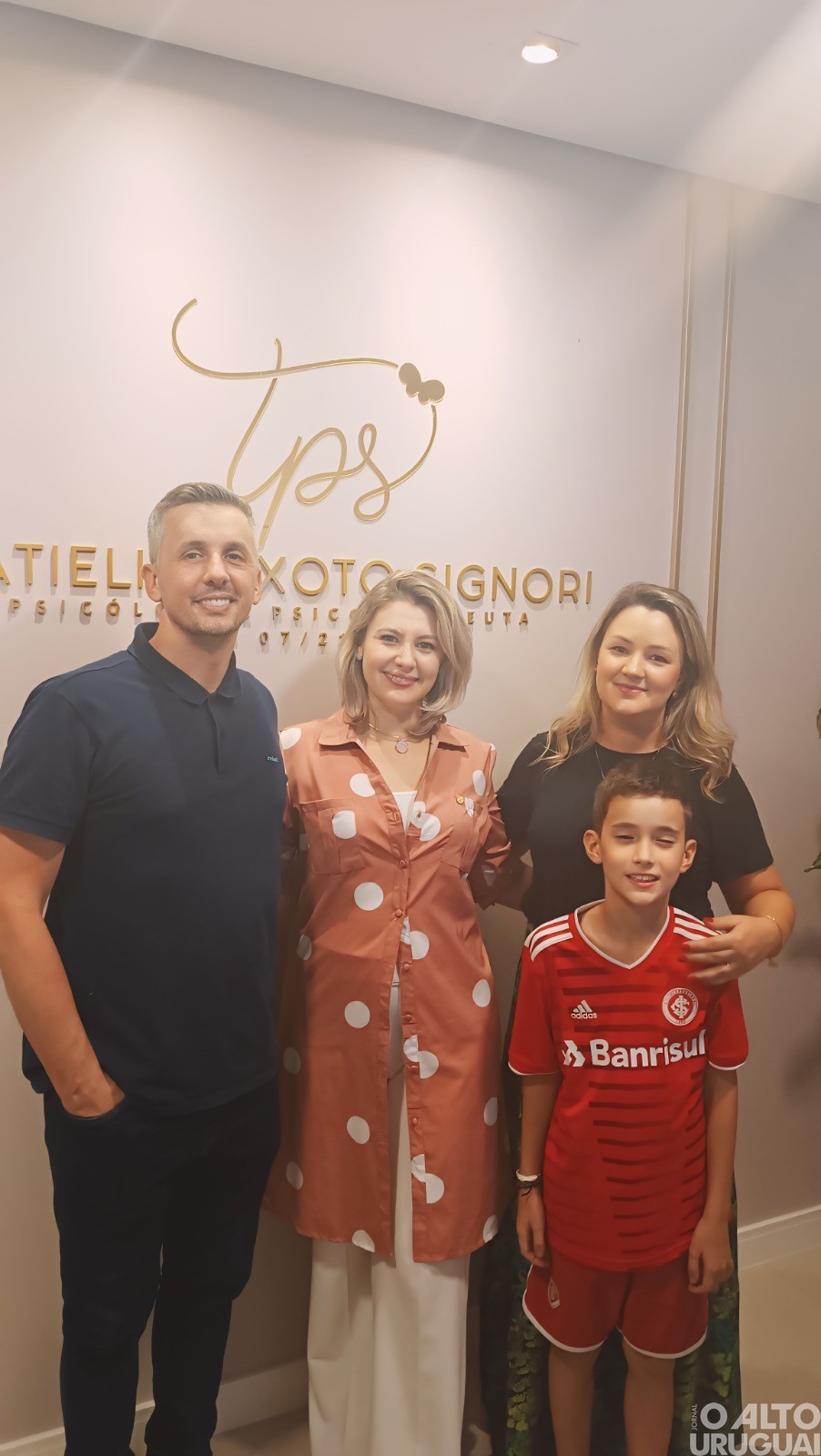 Tatieli Peixoto Signori reinaugura consultório em FW