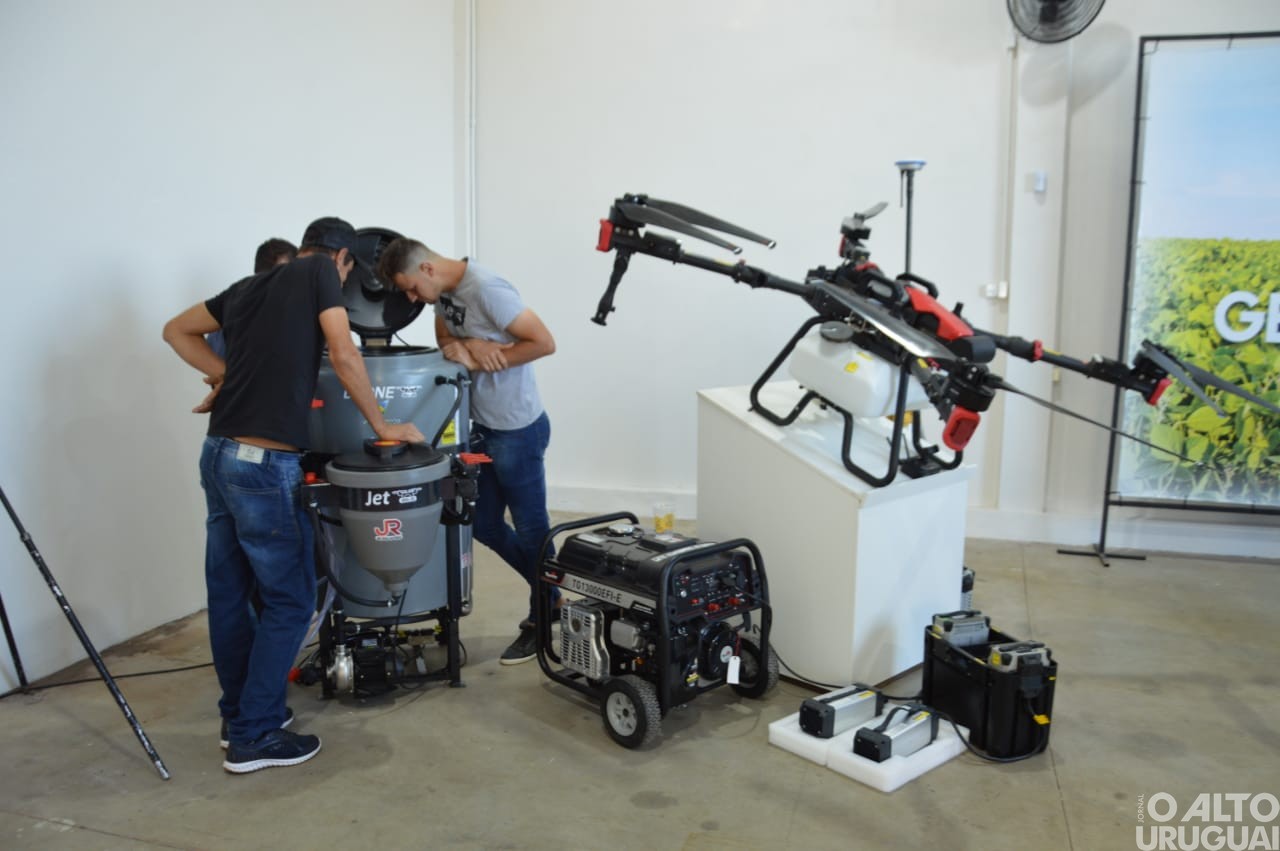 Geoagroos reinaugura em FW