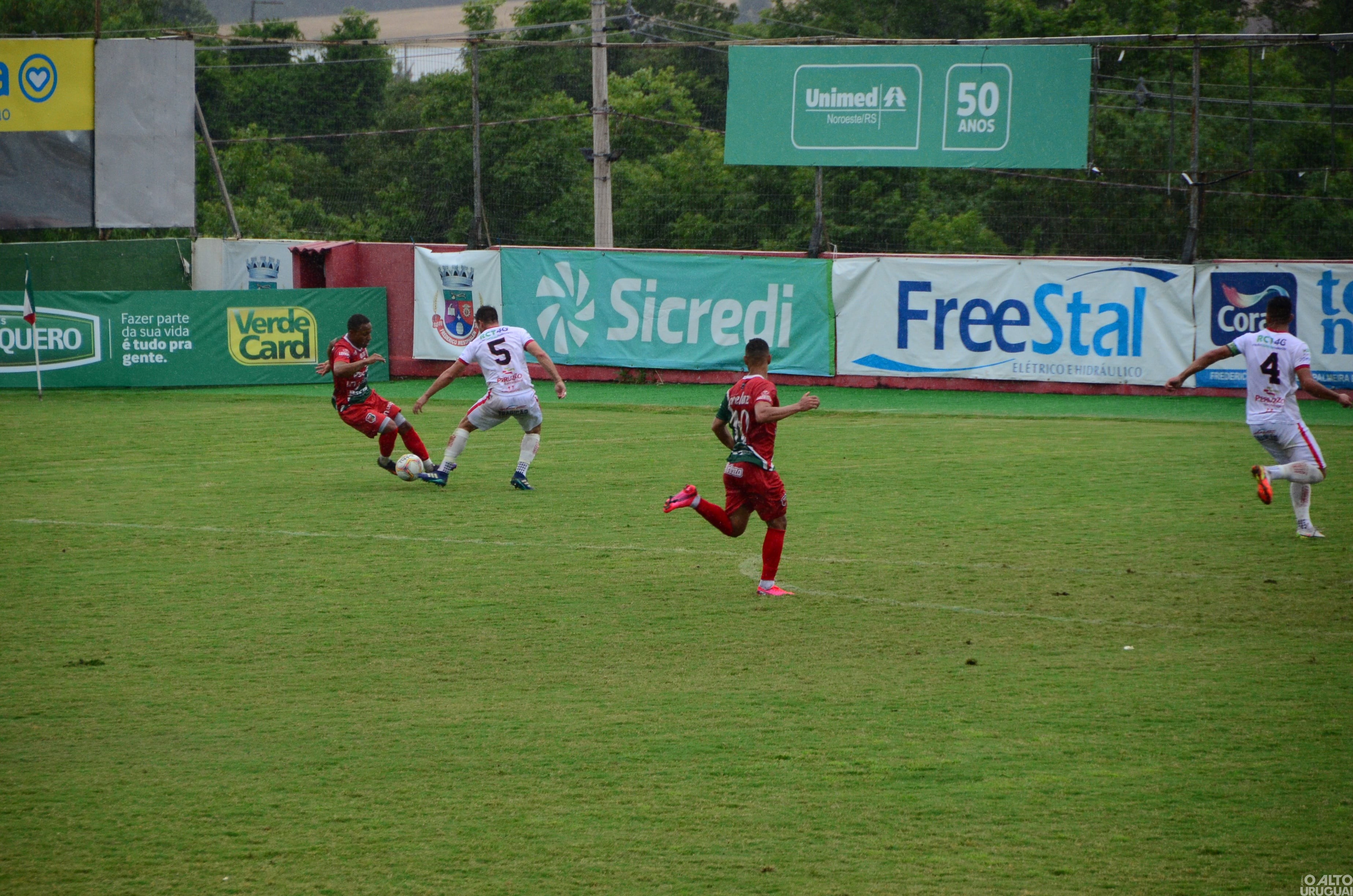 União-FW goleia e é campeão da Divisão de Acesso