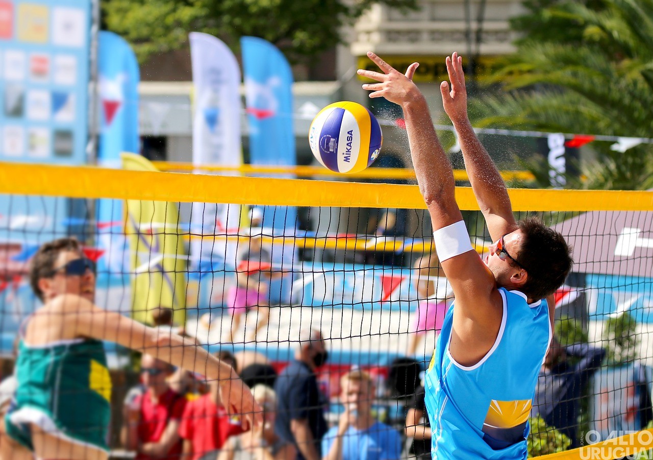 Torneio de Vôlei 4x4 em acontece neste sábado em Rodeio Bonito