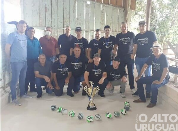 Campeonato regional de bochas inicia em Cristal do Sul