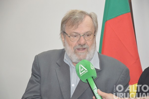 Prefeitura de FW apresenta selo e programação comemorativos aos 70 anos