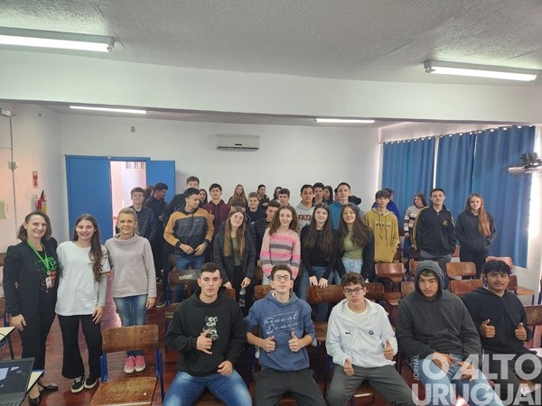 Sicredi Conexão impacta mais de 7 mil pessoas durante a Semana ENEF