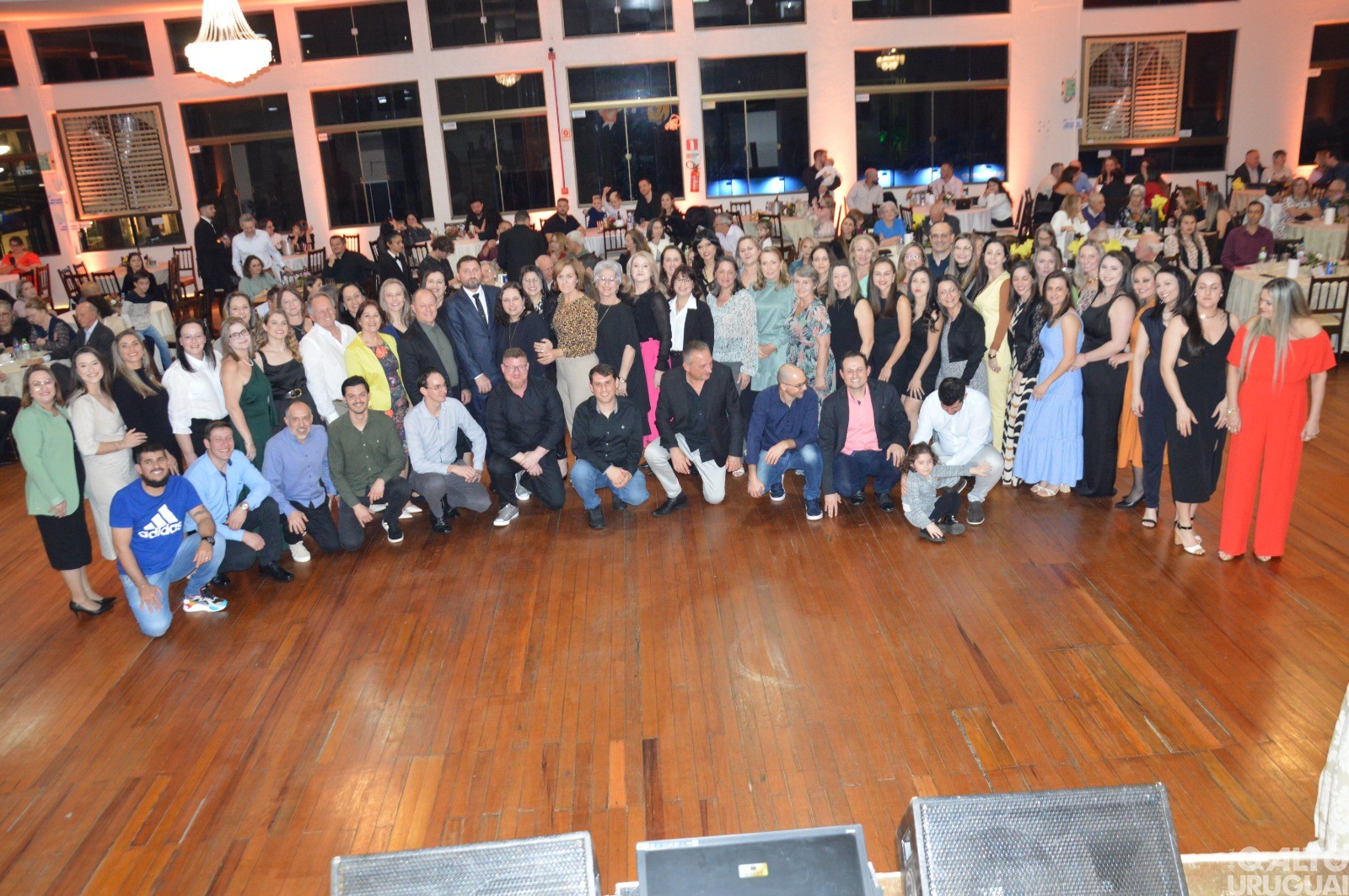 Jantar-dançante celebra os 60 anos da Escola Técnica José Cañellas em FW